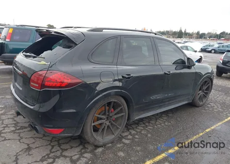 2013 Porsche Cayenne Gts из США, поврежденный, VIN WP1AD2A27DLA72322